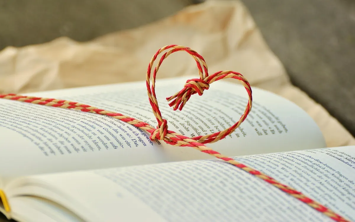 UK Literary Festivals in Autumn 2025: A Month-by-Month Reading Planner